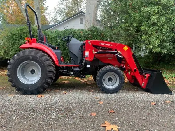 0% for 84 months 39 HP Mahindra 1640H Tractor & loader NO DEF-NO DPF