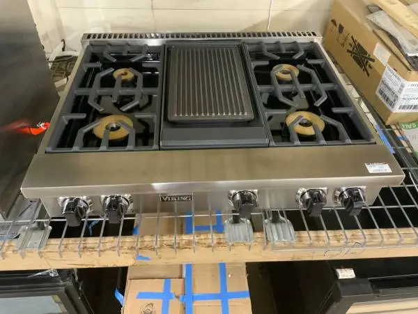 **VIKING STAINLESS 36” GAS DROP IN COOK TOP**ON SALE NOW**