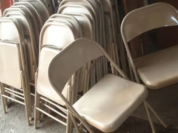 metal folding chairs