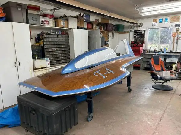 Beautifully Restored Hydroplane Race Boat