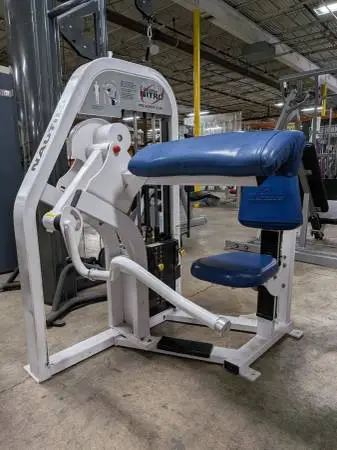 Nautilus Nitro Preacher Curl Machine - Used