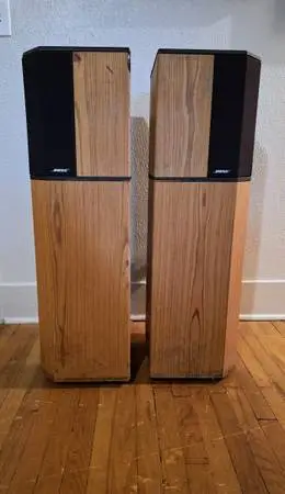 Vintage BOSE 10.2 seriesII  Direct Reflecting Tower Speakers