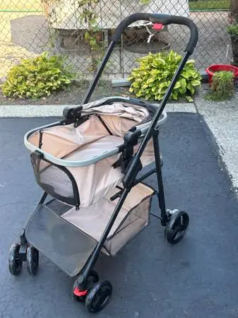 Pet/Child WAGON-- Extras Stroller Collapsable Deluxe