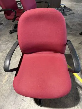 United Task Chair in Red and Green