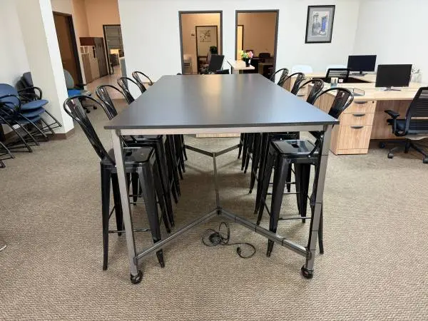 Standing Height Mobile Work Table / Work Bench / Meeting Tables