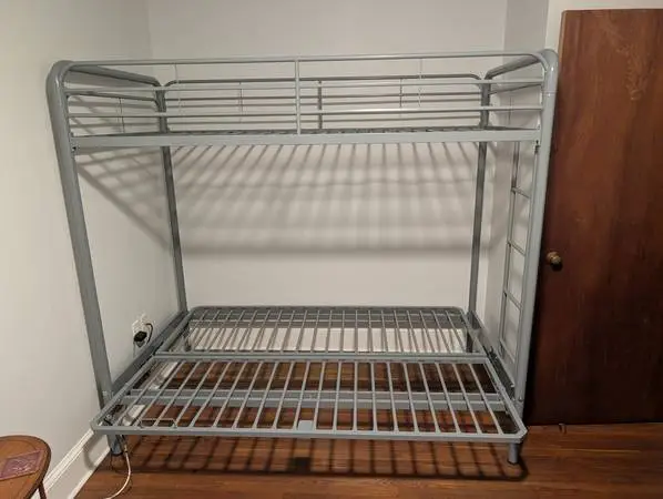 Metal Bunk Bed Twin over Full/Couch