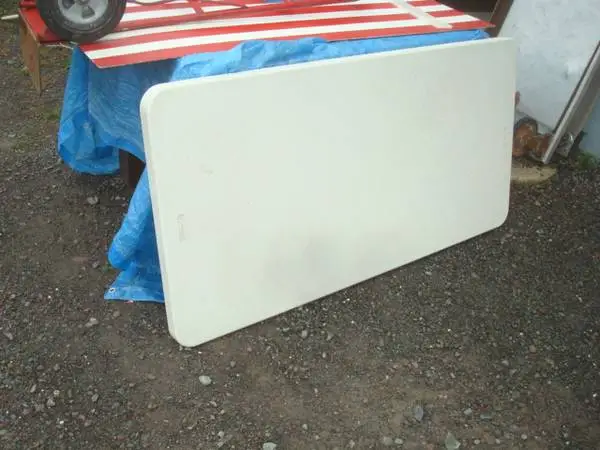 5 ft folding table