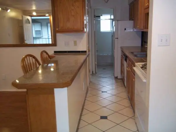South Boulder 1 BD for JAN 2027 PRE-LEASE. Cats welcome! (680-204)