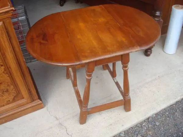 sm dropleaf table