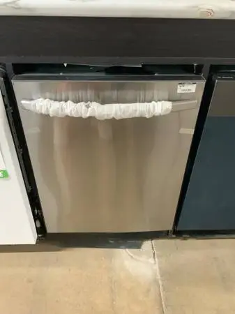 **SAMSUNG STAINLESS 24” BUILT IN DISHWASHER**ON SALE NOW**