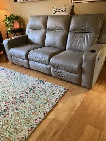 sofa recliner
