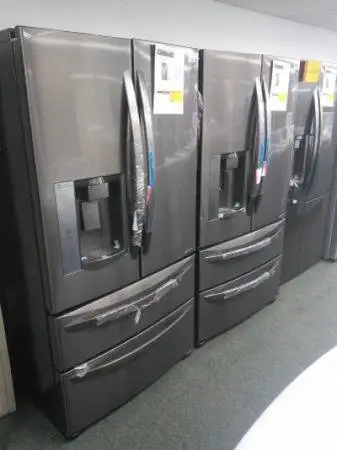 👽🐐 NEW LG SCRATCH & DENT 4 DOORS BLACK STAINLESS REFRIGERATORS