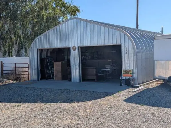 Garage sale- Labor Day weekend