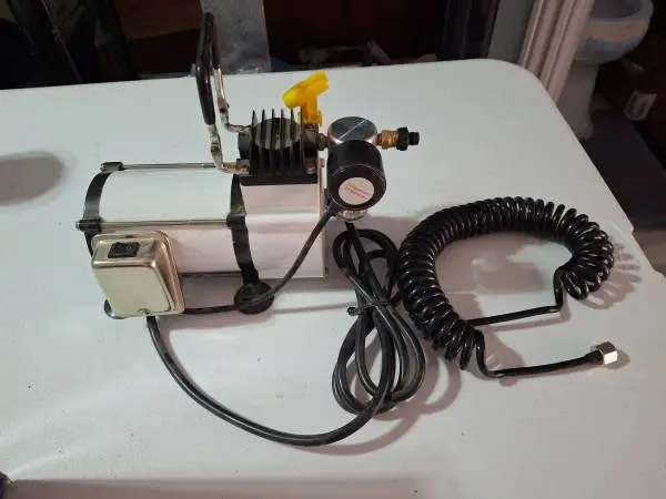 AIR BRUSH COMPRESSOR, SILANTAIRE