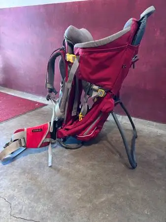Deuter hiking backpack/kid carrier
