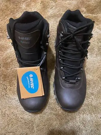 New Hi-Tec Leather Hiking Boots