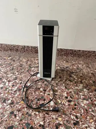 Wiland Oscillating Electric Space Heater LCD 8H in great working condi