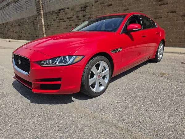 2018 Jaguar XE AWD! ONLY 43K MILES! LOADED, CLEAN CARFAX!