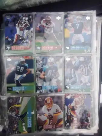 *** NFL/BASEBALL/HOCKEY/BASKETBALL COLLECTORS CARDS ***