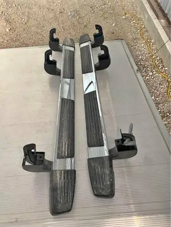 2015-2022 Gmc Sierra 2500HD Side Steps
