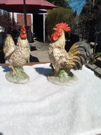 Home interior rooster and hen figurines