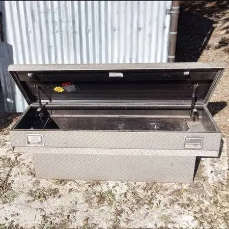CHEST BOX / TOOL BOX