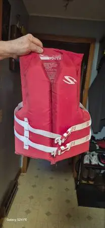 Stearns Youth Type III Life Vest/Jacket