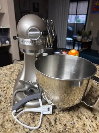 KitchenAid Architect 5-Qt Stand Mixer, Cocoa Silver — Used