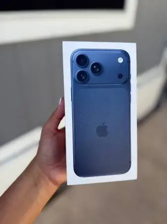 iPhone 17 Pro Max UNLOCKED