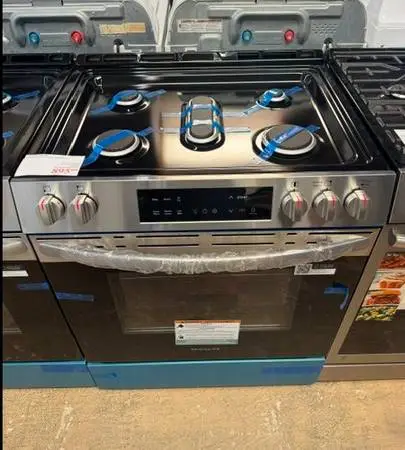 New Frigidaire Gas Slide in Range