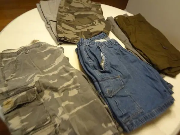 7 - Mens shorts -Lee- John Blair - Columbia good condition