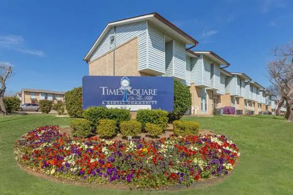 2 BR Townhomes Available – Section 8 & HUD Vouchers Welcome