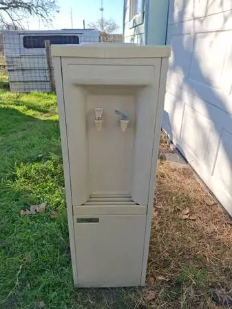 5 gallon water despenser