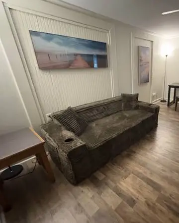 $900 Fully Furnished Bedrm, Living Rm, Office, Porch, all util incl