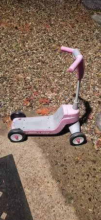 Radio Flyer Scoot 2 Scooter