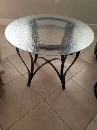 End table