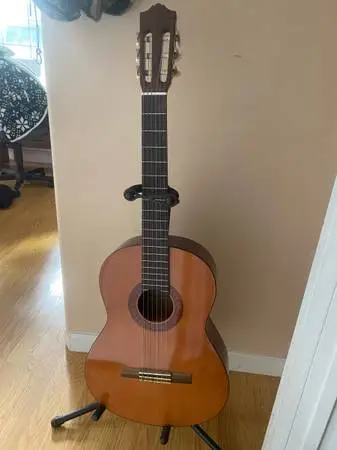 Yamaha c40 Spanish Guitar