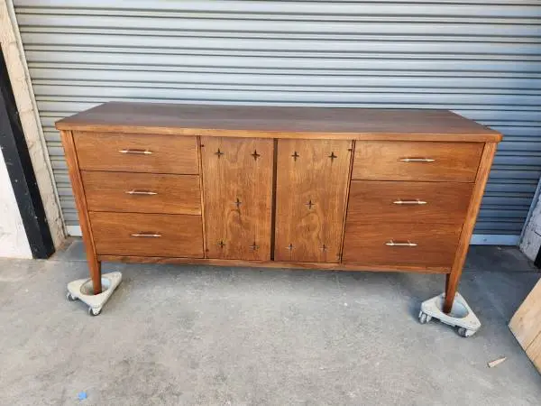 Mid century style broyhill credenza