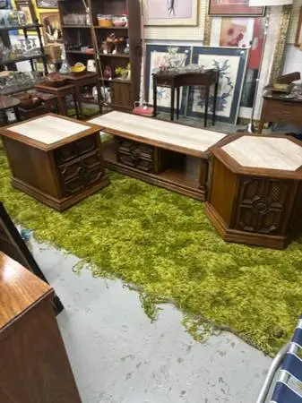 Vintage matching 3 pc - coffee and 2 end tables set