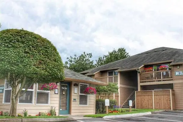 Assigned Resident Parking, Breakfast Bar, 2 bedroom