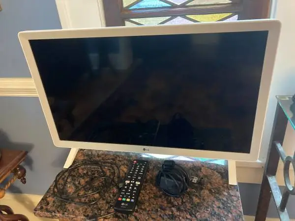 LG 24 Inch Class HD Smart TV (23.6 Diagonal)