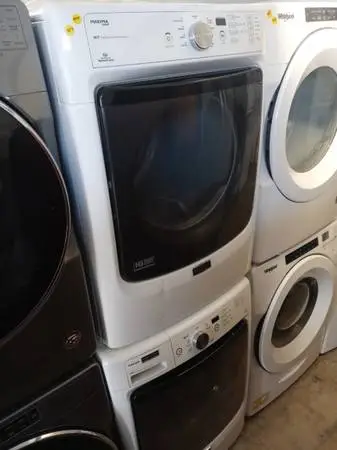 ★Maytag Maxima stackable front load washer and dryer set