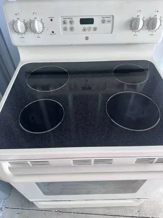 GE Stove