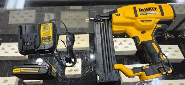 Dewalt Nailer