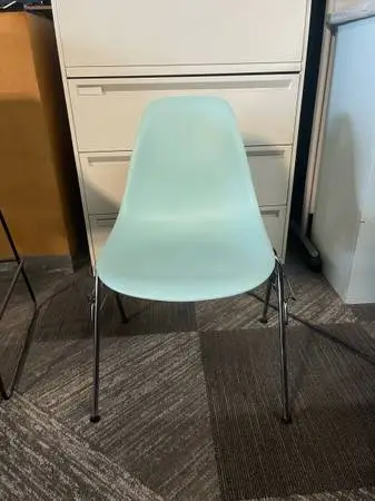 Herman Miller Eames Molded Plastic Side Chair – Light Mint