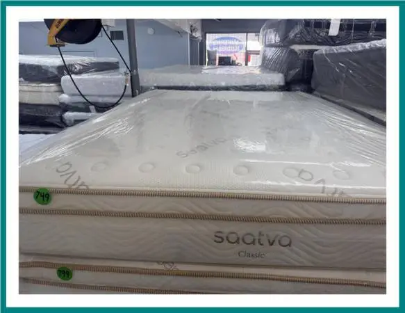 QUEEN SIZE SAATVA CLASSIC MATTRESS & BOX SPRING BED SET