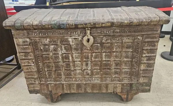 Antique Hand-Carved Indian Dowry Trunk - FREE DELIVERY