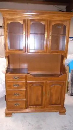 Hutch Buffet with Glass Doors
