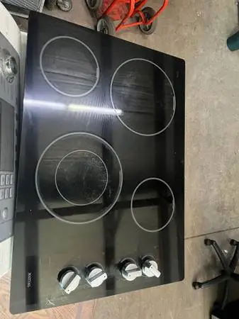 Stainless steel cooktop
