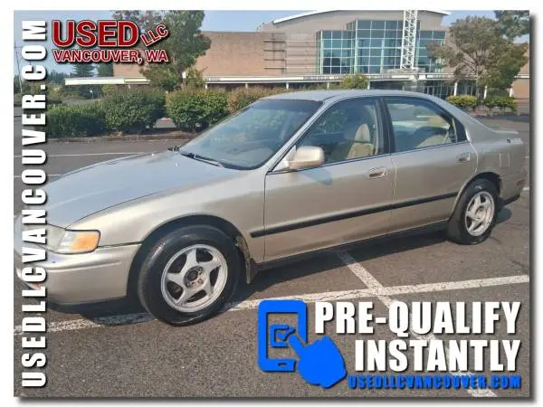 1994 Honda Accord LX Coupe 2D  FINANCING | CARFAX